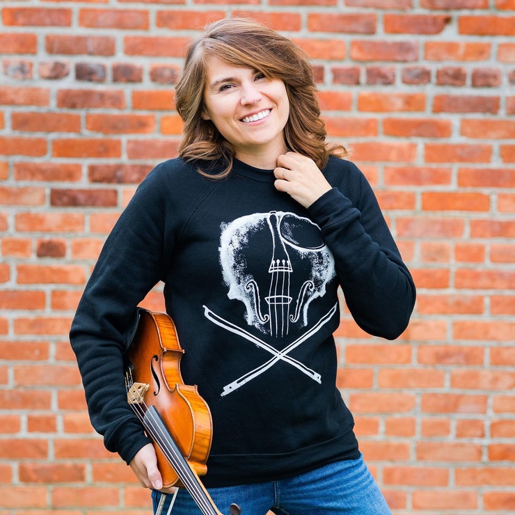 Taylor Davis image