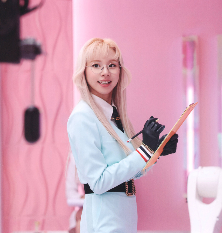 Son Chae Young