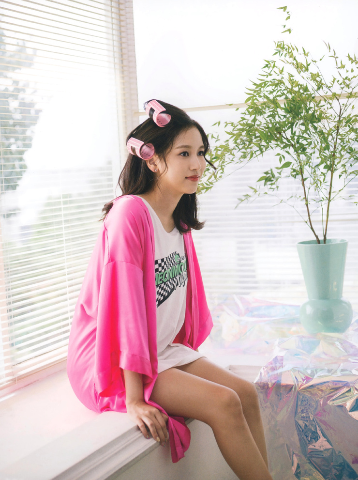 Myoui Mina