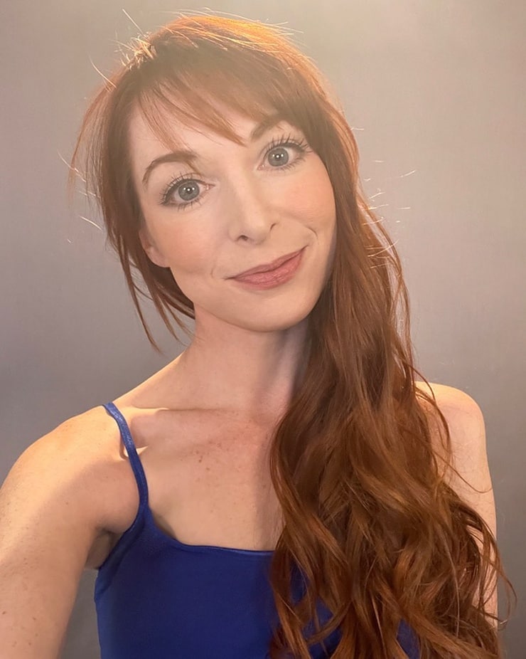 Lisa Foiles