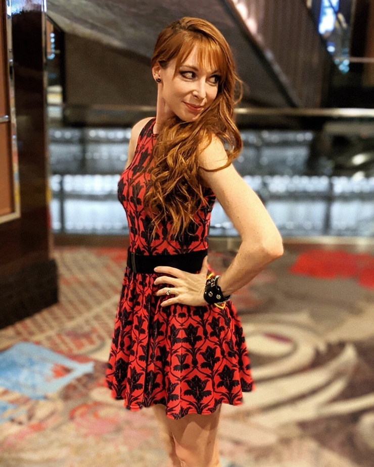 Picture of Lisa Foiles