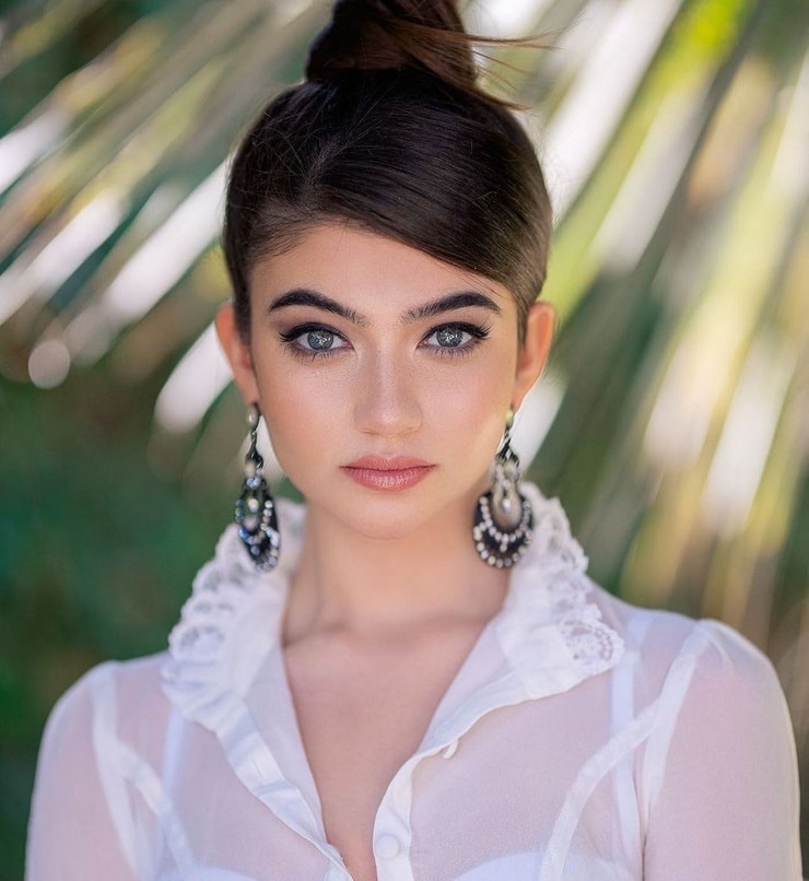 Samantha Gangal Samantha Gangal