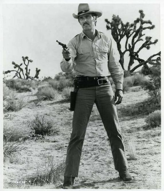 Dennis Weaver