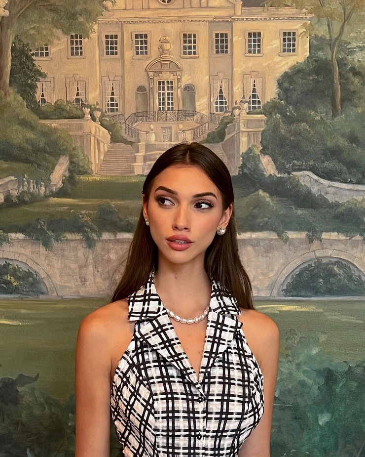 Chanel Postrel Chanel Postrel