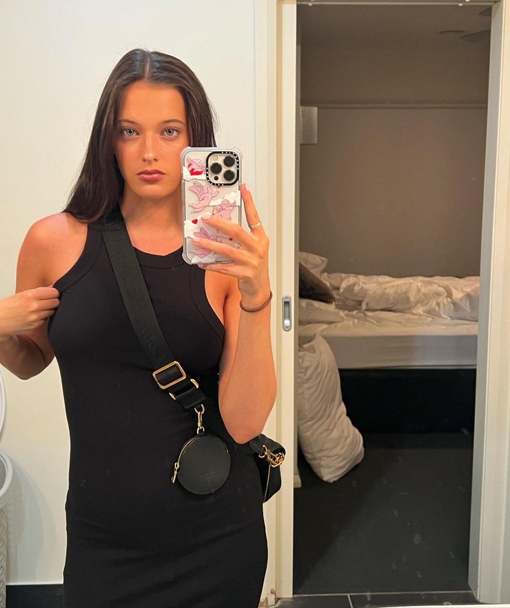 taya brooks