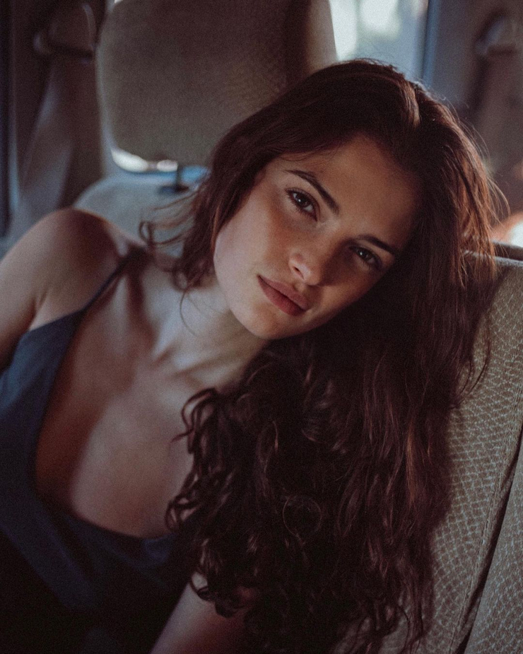 Eve Dumon