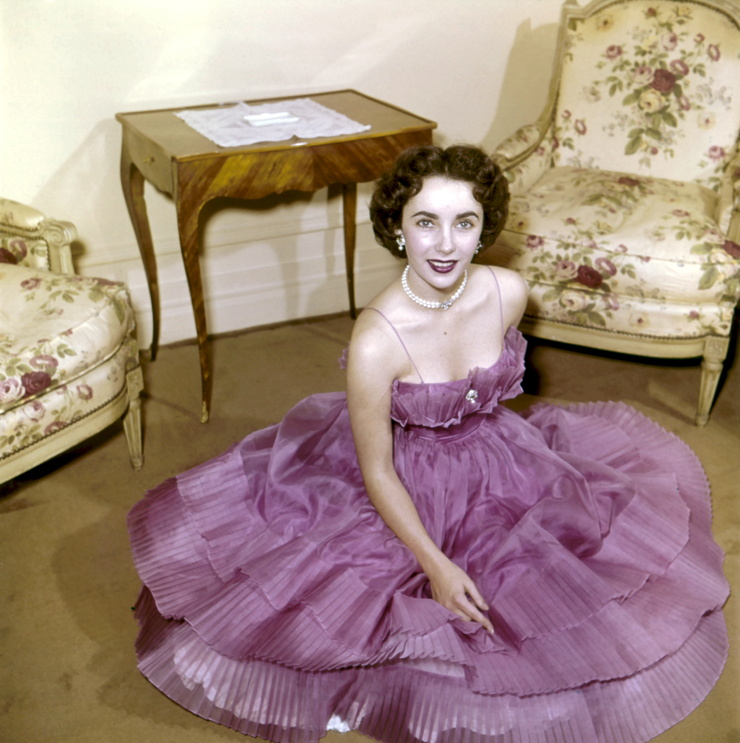 Elizabeth Taylor Elizabeth Taylor