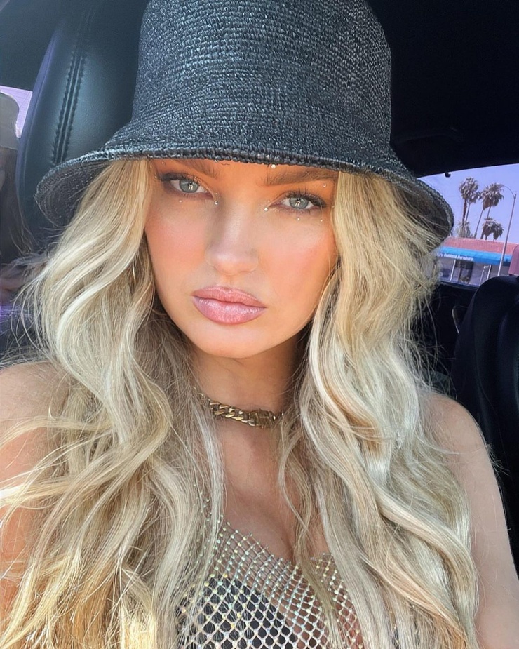 Romee Strijd