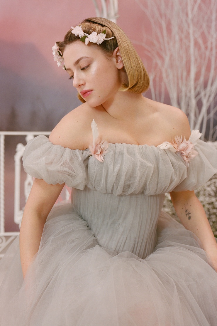 Lili Reinhart
