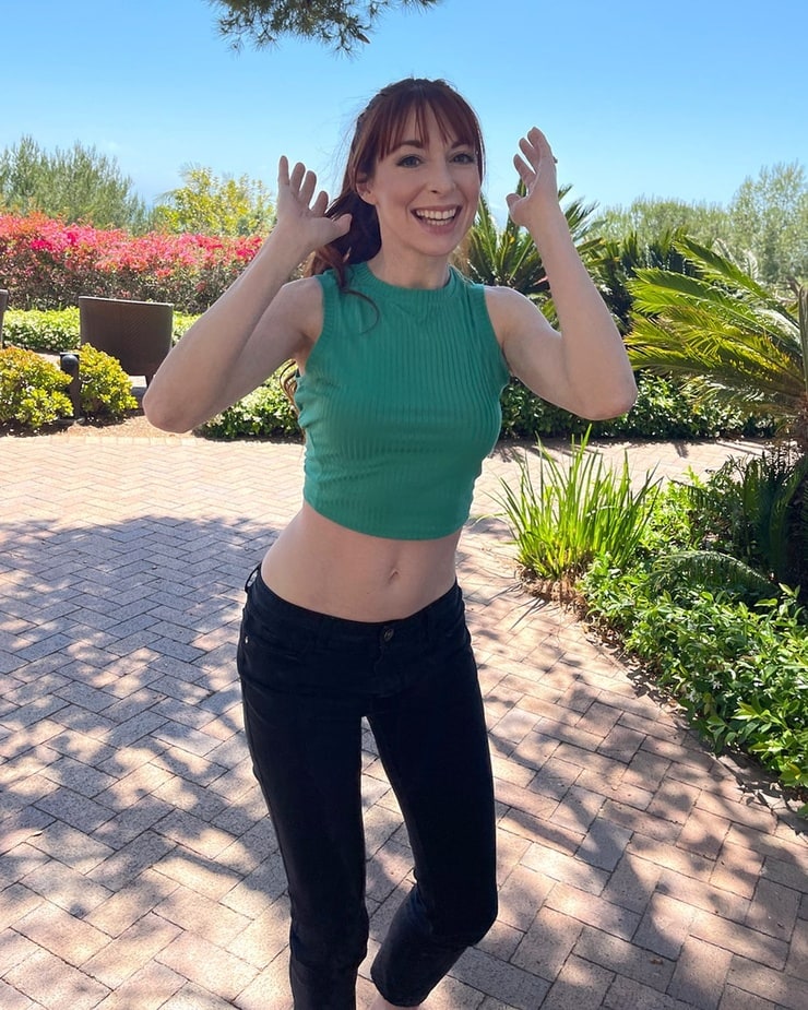 Lisa Foiles