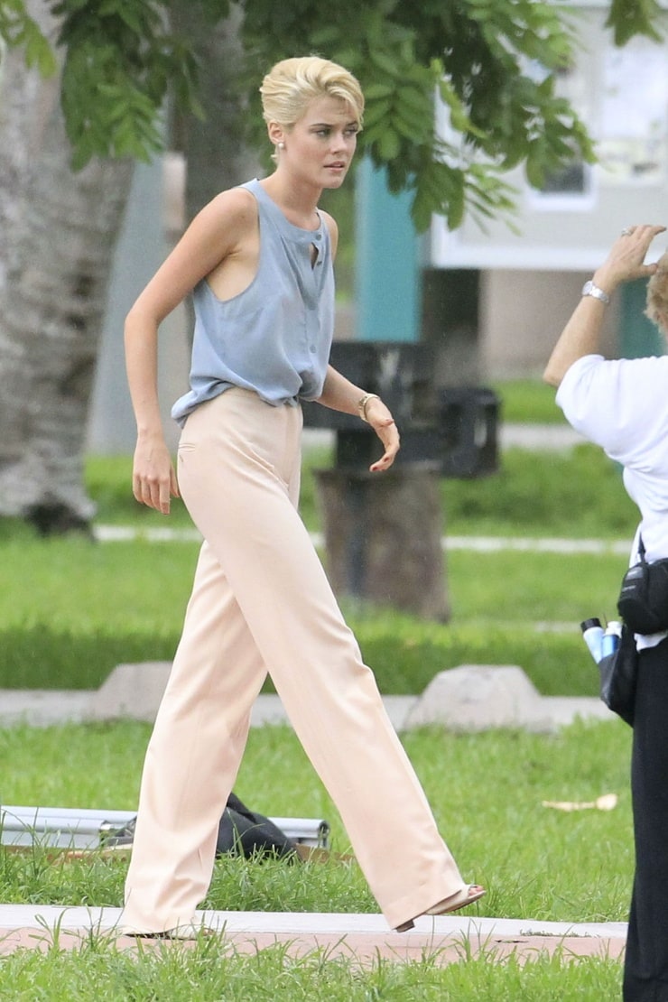 Rachael Taylor picture