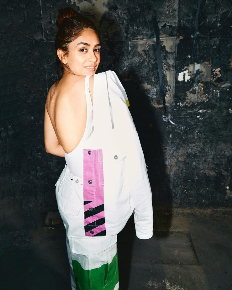Mrunal Thakur