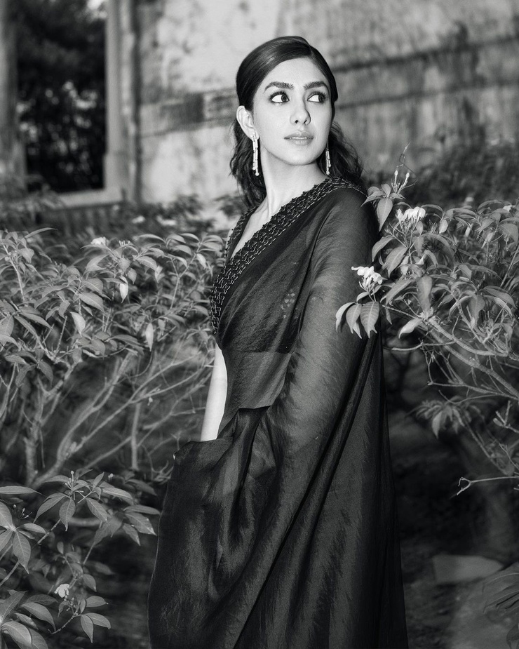 Mrunal Thakur