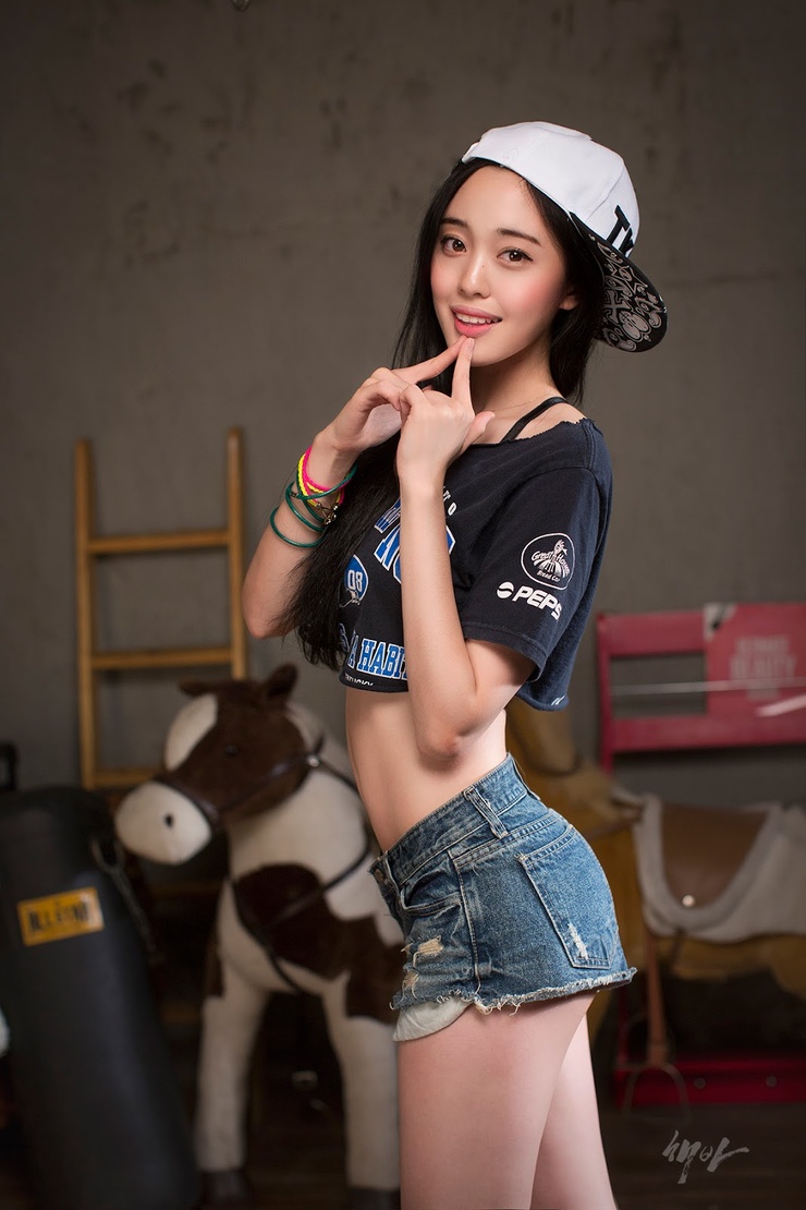 Lee A Yeon Lee A Yeon