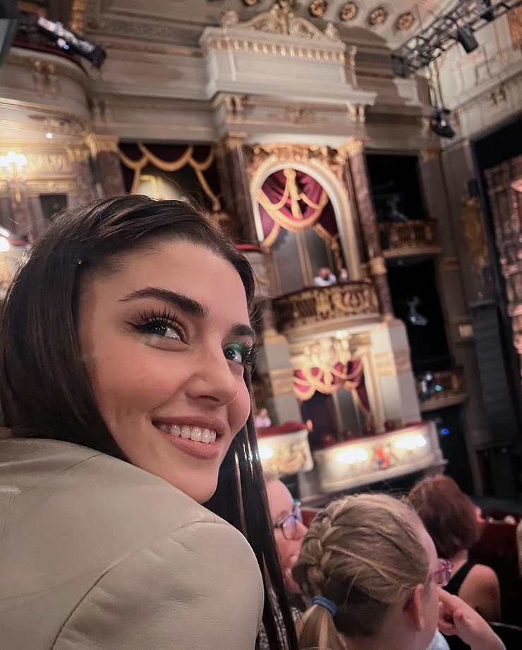 Hande Erçel