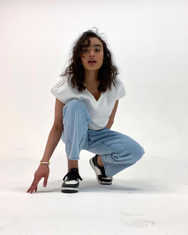 Aine Noelle
