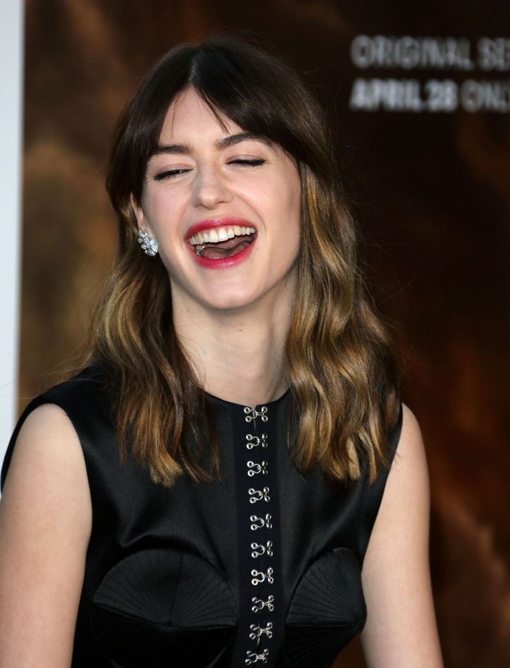 Daisy Edgar-Jones