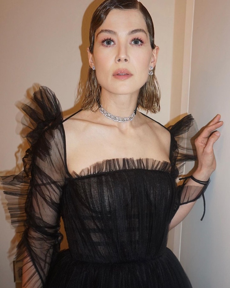 Rosamund Pike