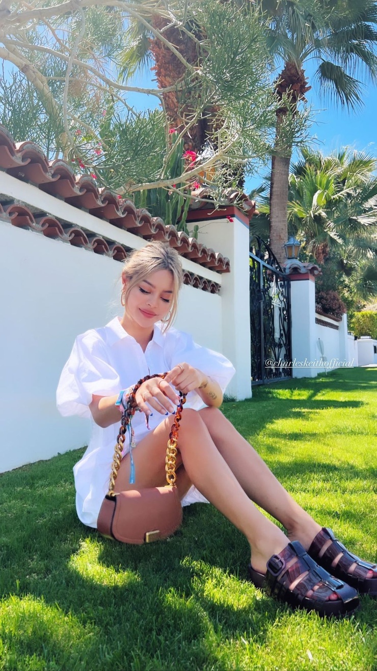 Lily Maymac