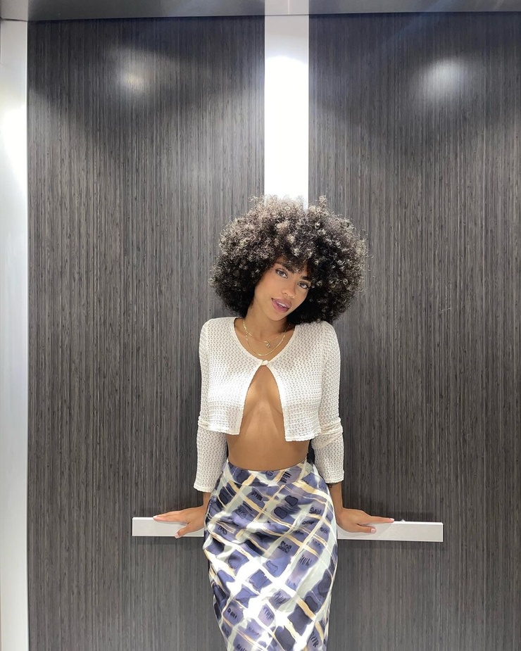 https://popularbio.com/venus-marquez/