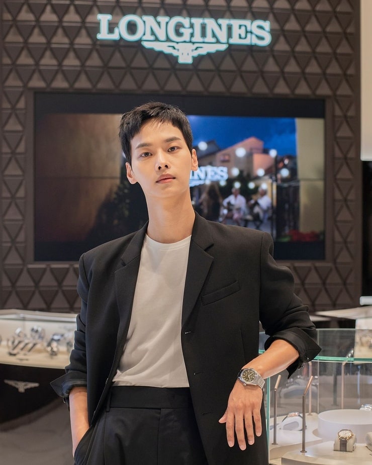 Cha Hak Yeon (N)