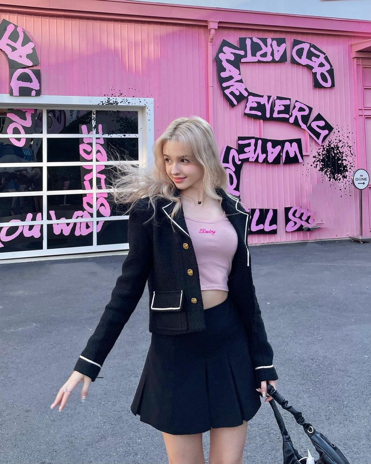 Elina Karimova Elina Karimova