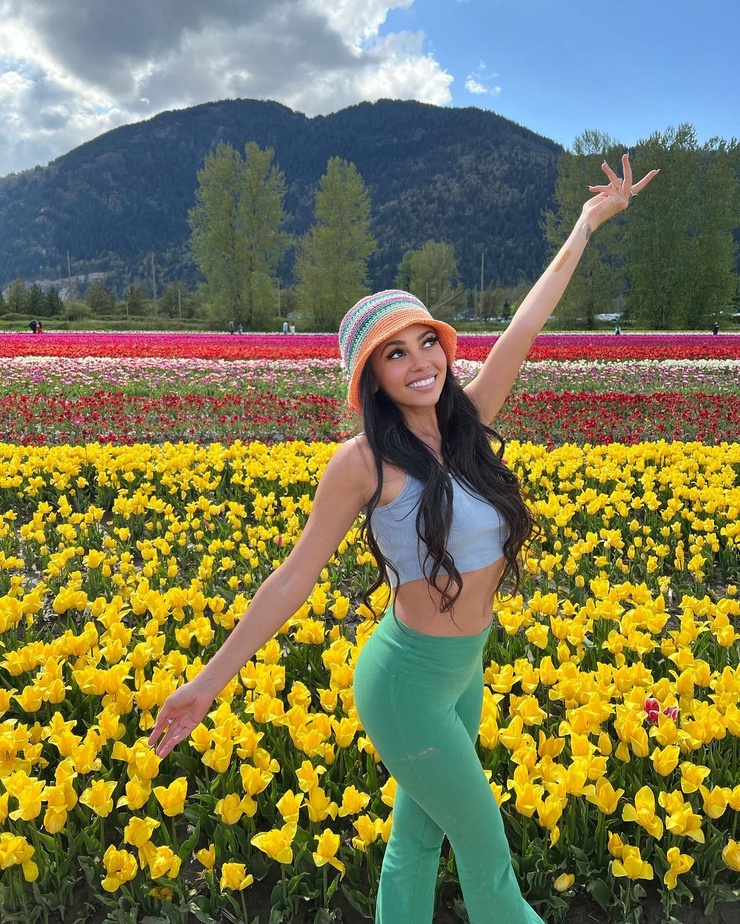 Vanessa Morgan Vanessa Morgan