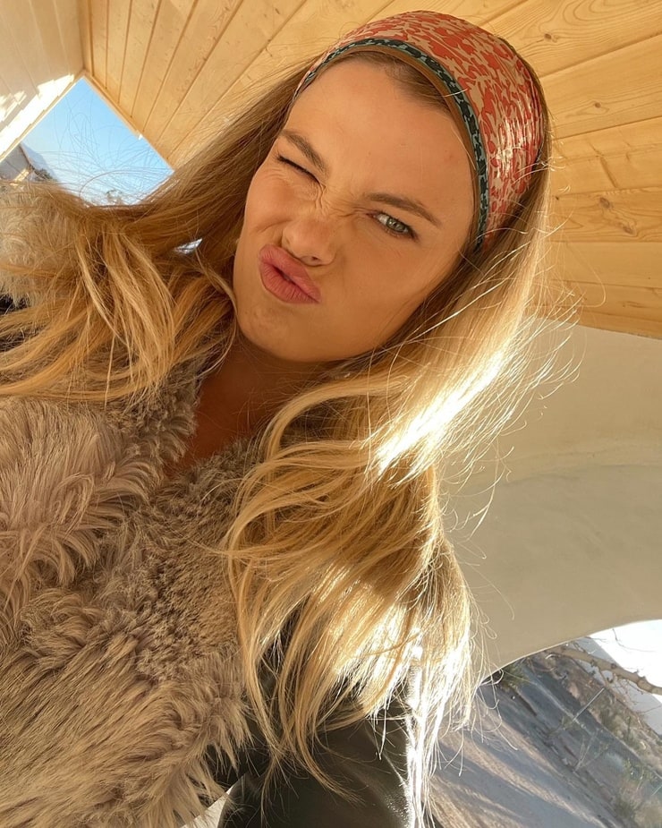 Hailey Clauson