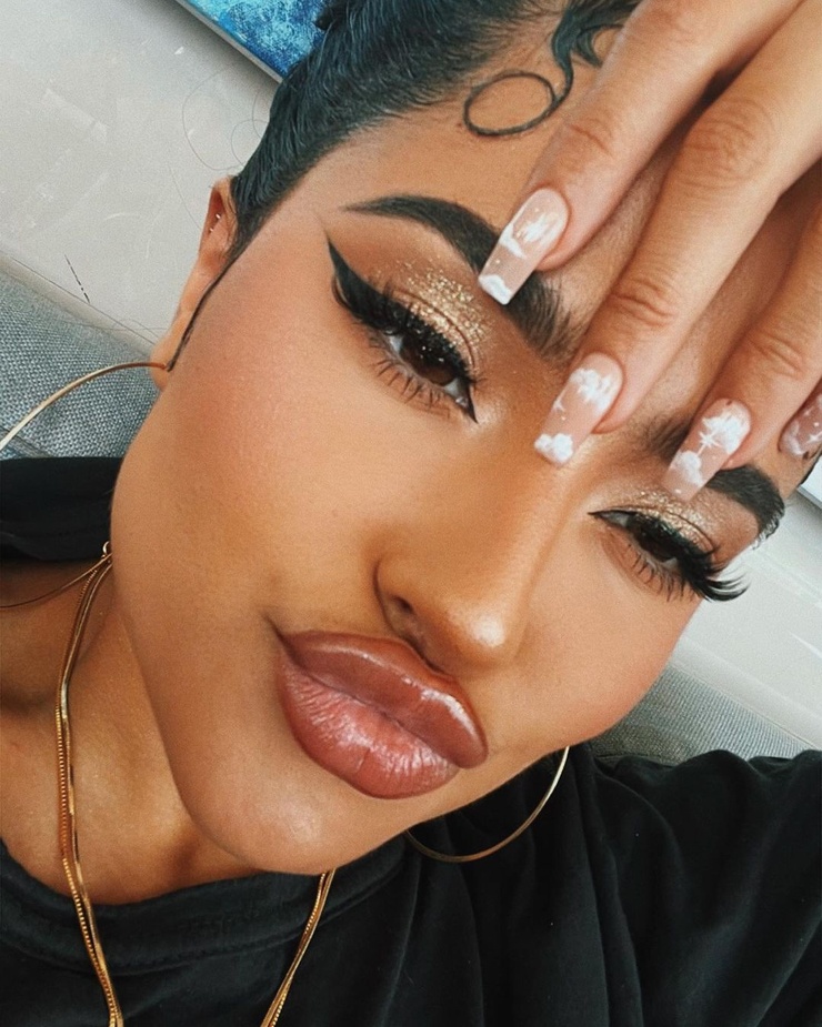 Becky G.