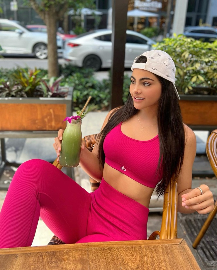 Sara Orrego Sara Orrego