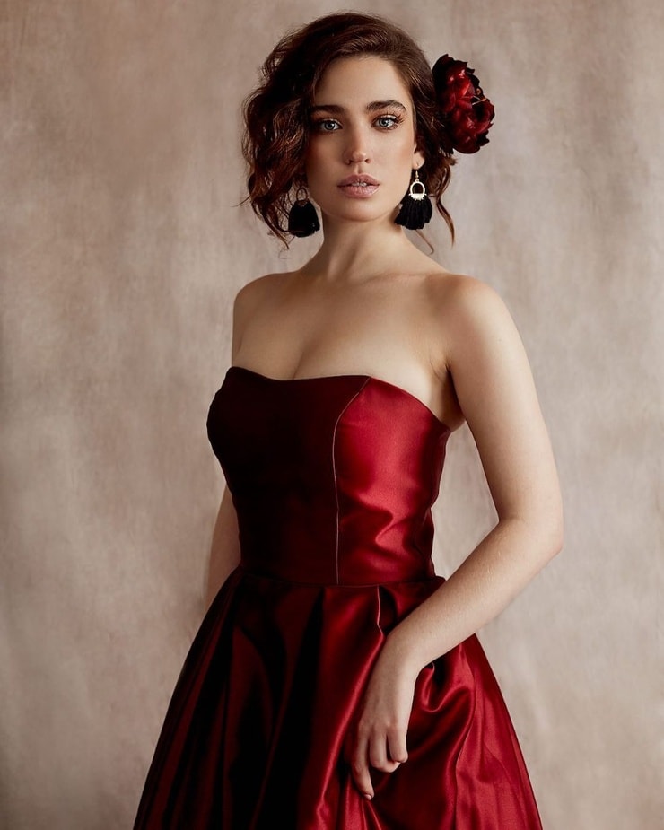 Stephanie Oustalet Stephanie Oustalet