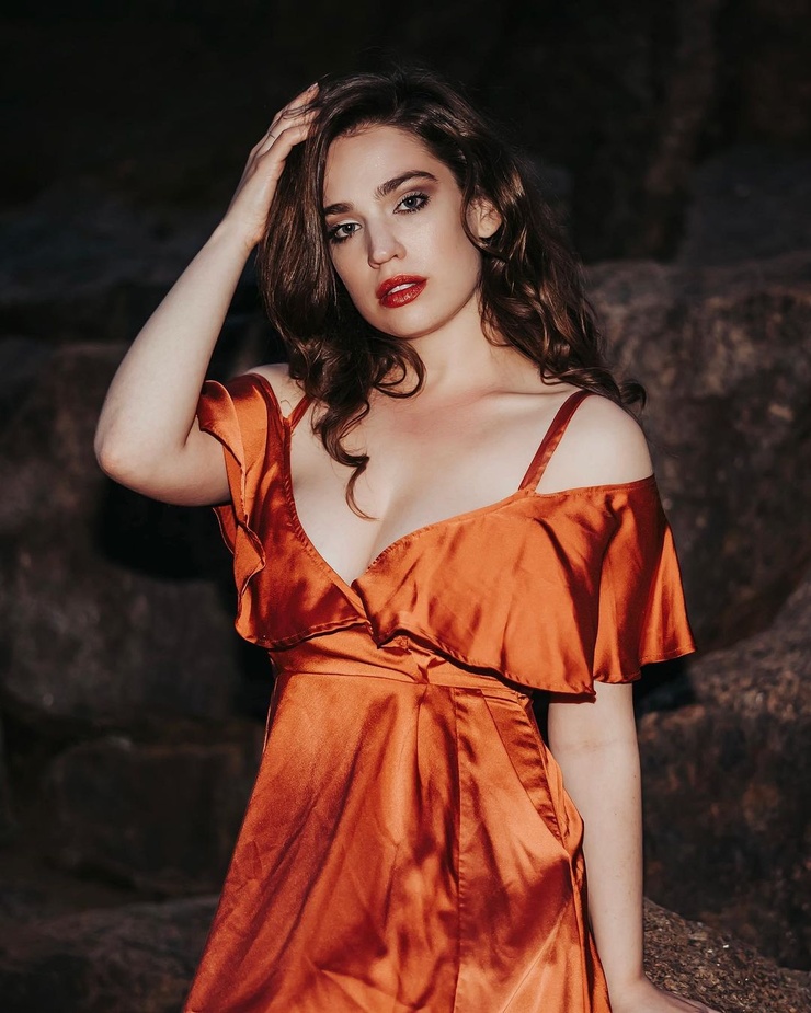 Stephanie Oustalet Stephanie Oustalet