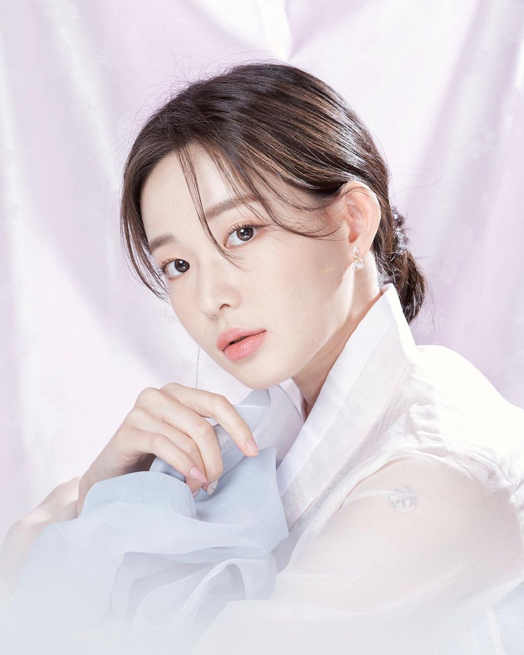 Choi Yoon Ji