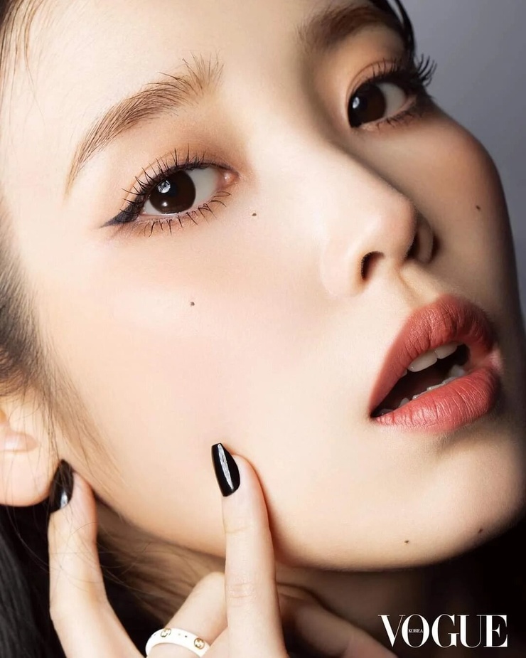 IU IU