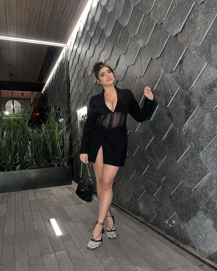 Kalani Hilliker Kalani Hilliker