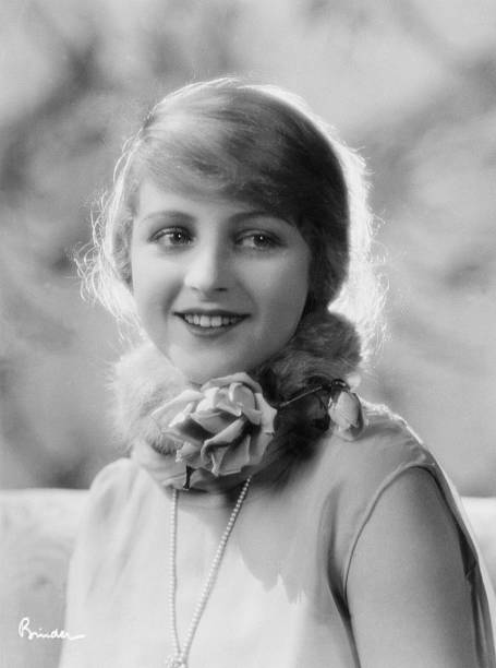 Evelyn Holt