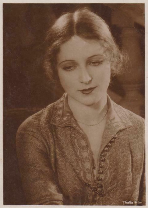 Evelyn Holt