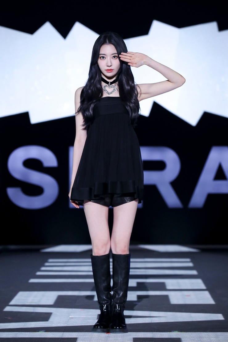 Sakura Miyawaki