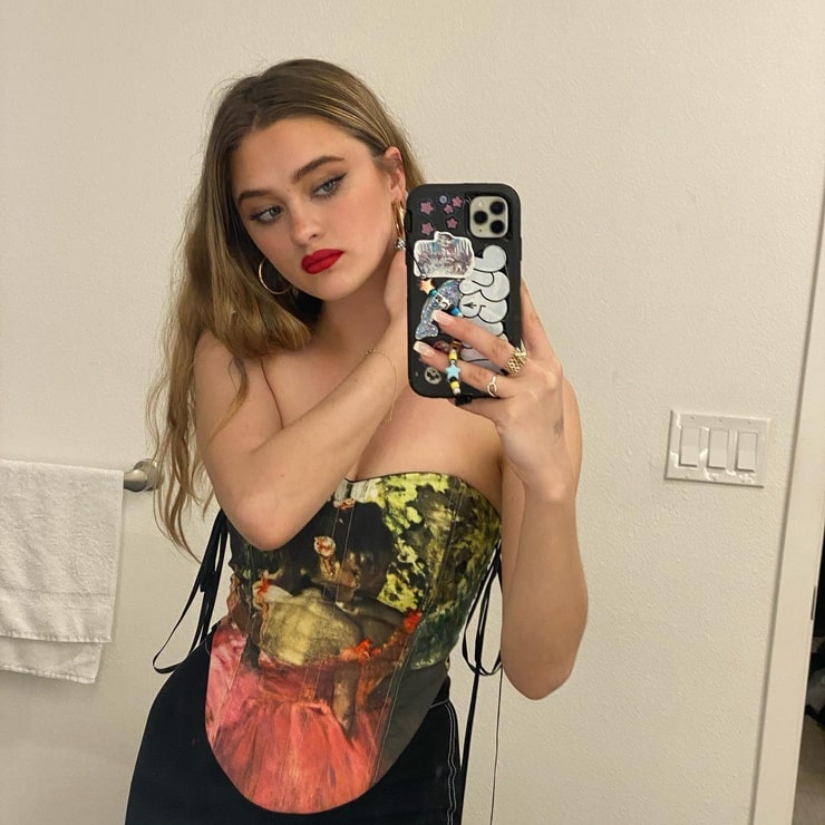 Lizzy Greene