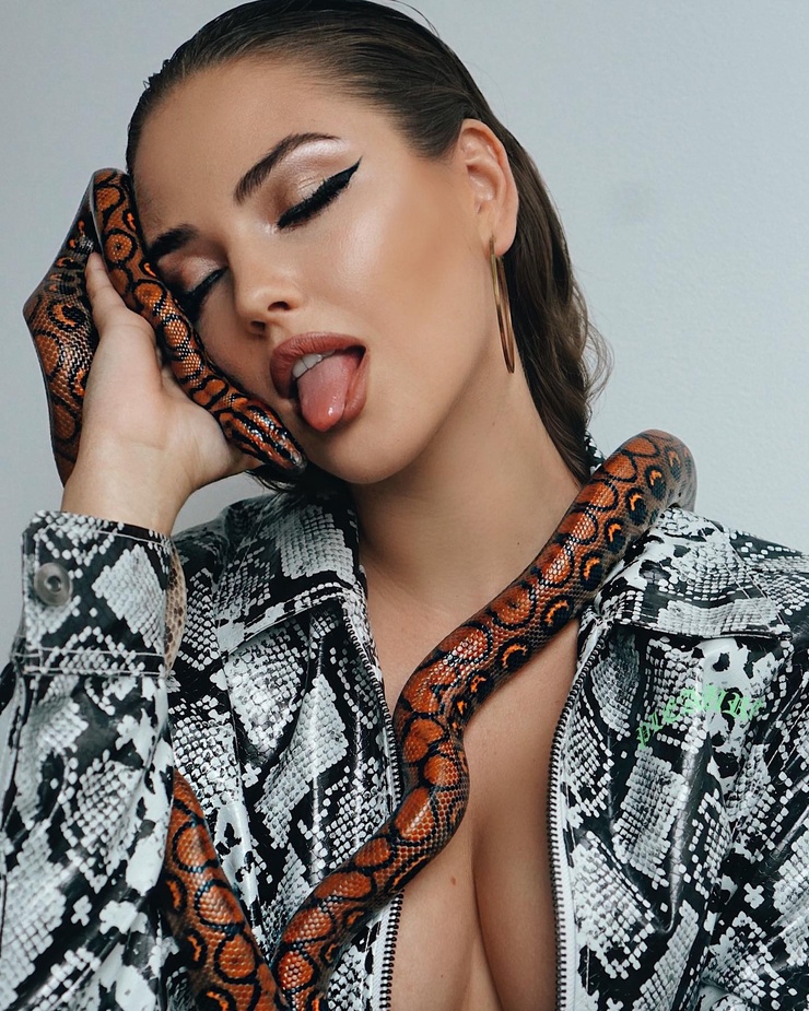 Kristina Krayt Kristina Krayt