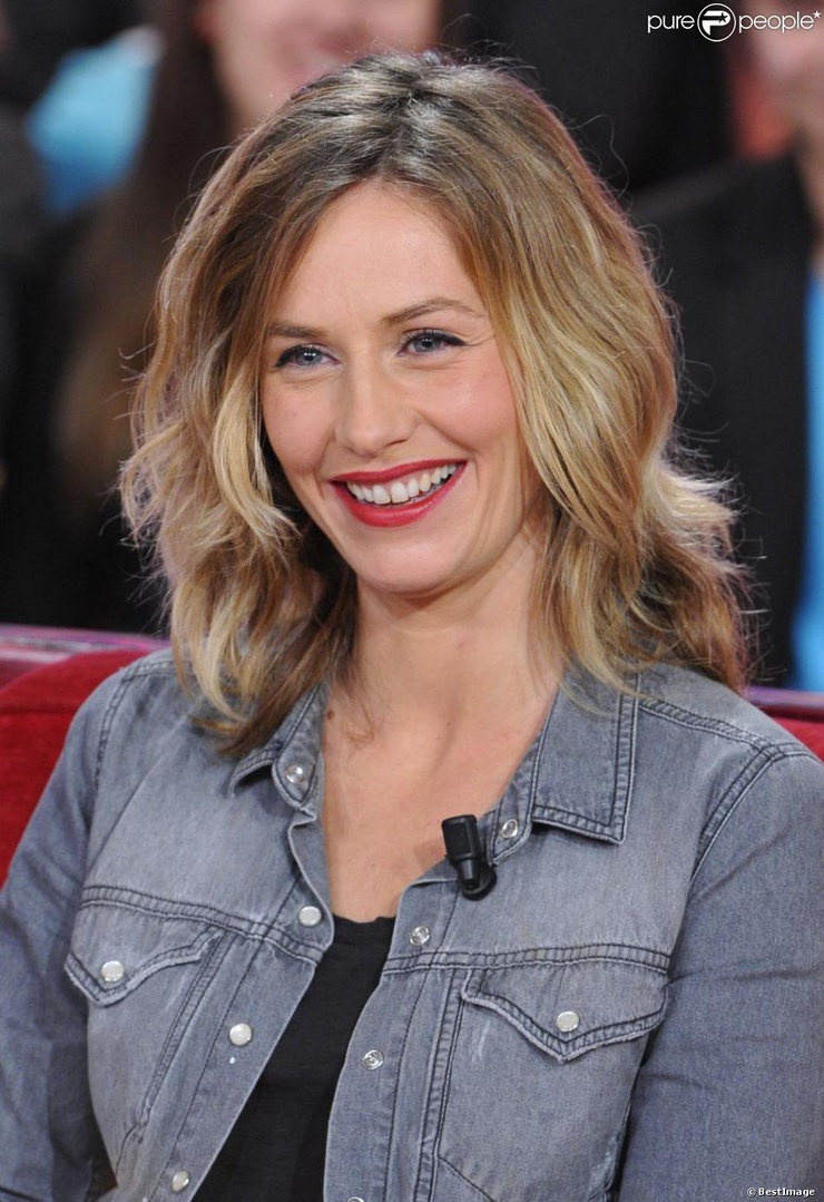 Cécile De France