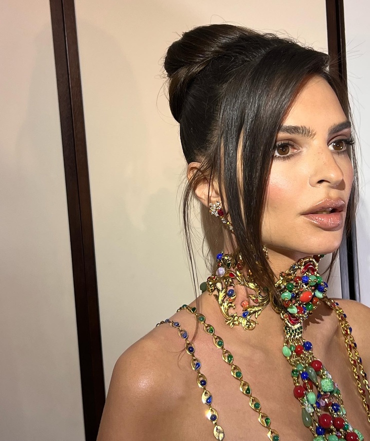 Emily Ratajkowski
