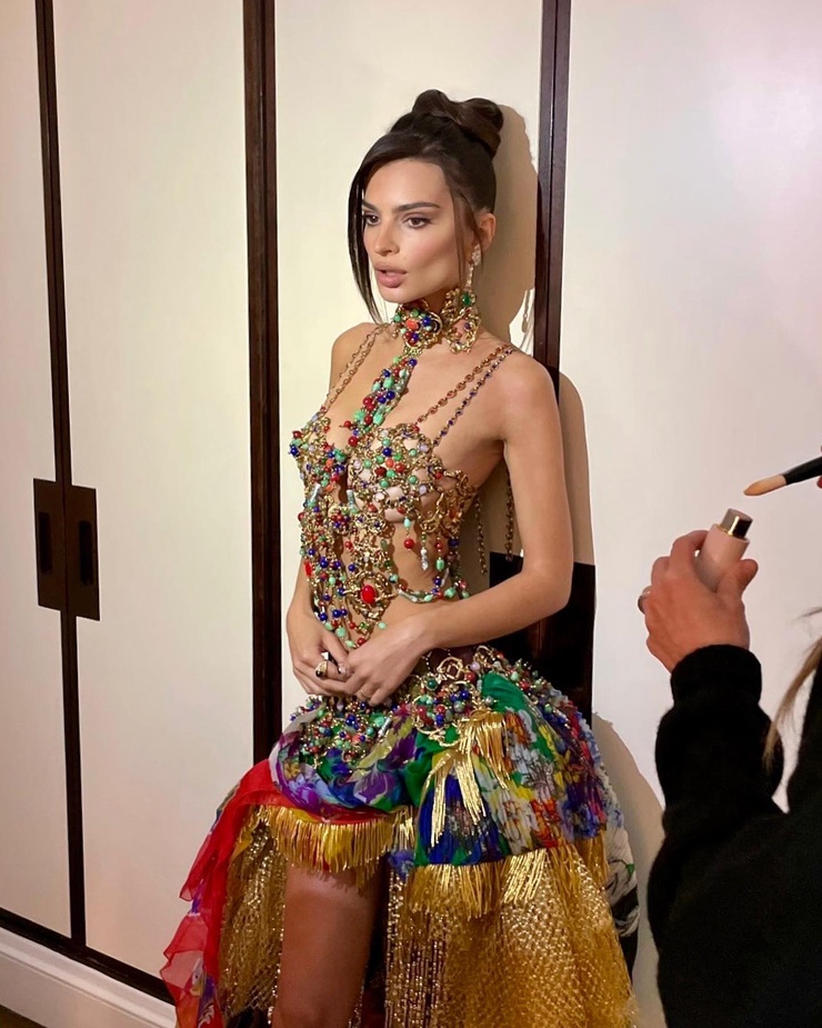 Emily Ratajkowski