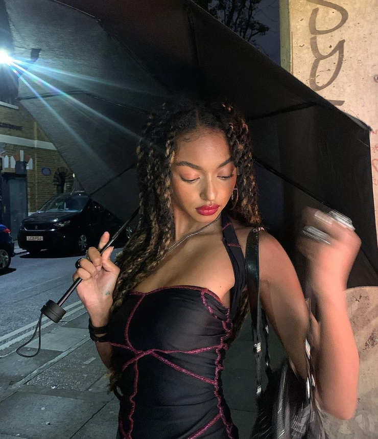 Chandra Scott