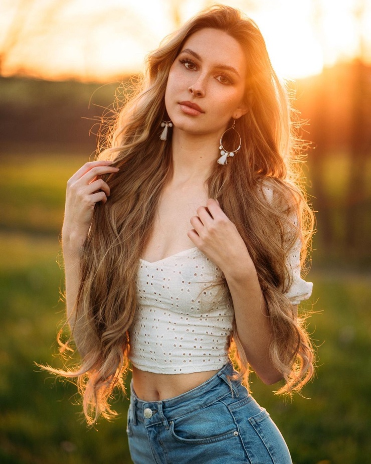 Isabella Mita Isabella Mita