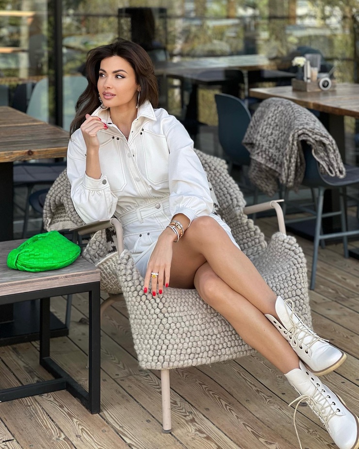 Alena Khovrina Alena Khovrina