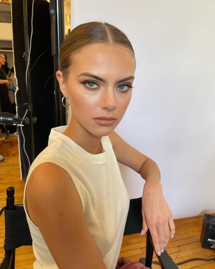 Kate Demianova Kate Demianova
