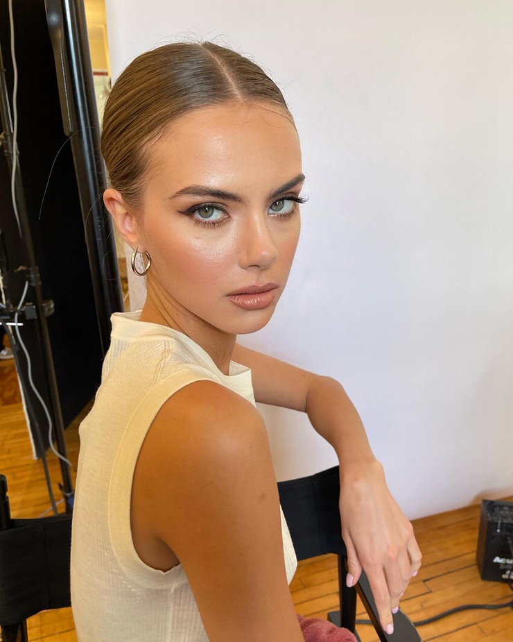 Kate Demianova Kate Demianova