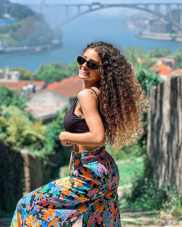 Débora Gomes