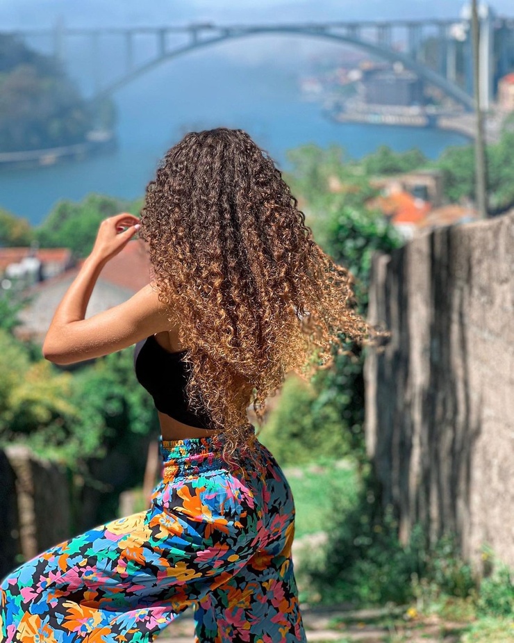Débora Gomes